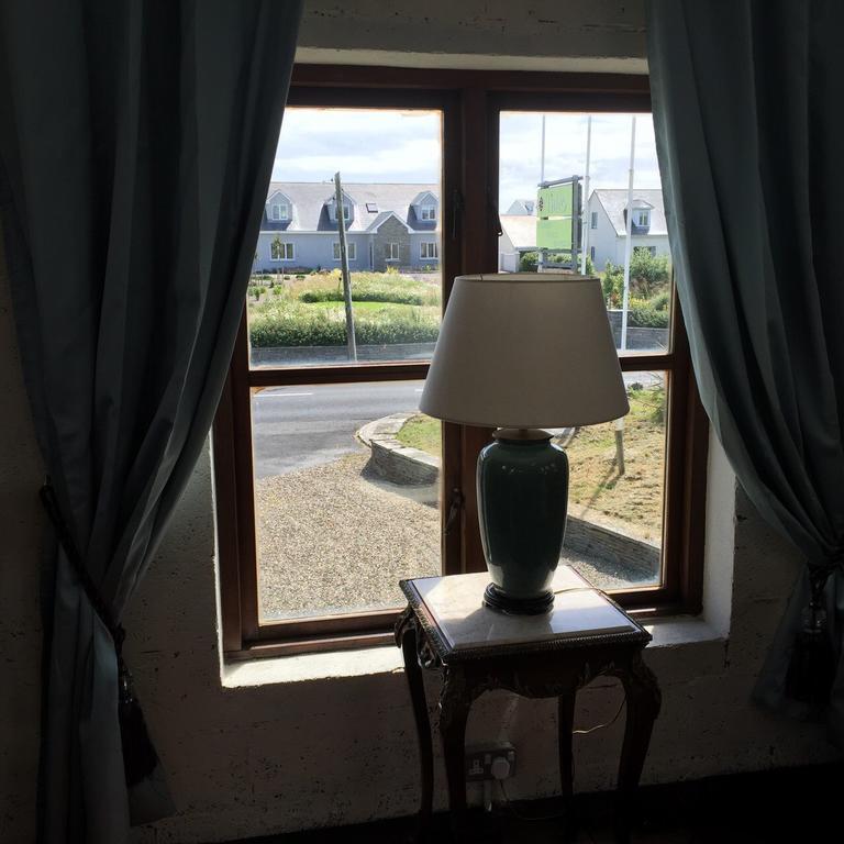 Tides Apartments Liscannor Cameră foto